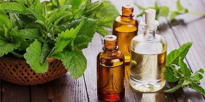 peppermint oil to rejuvenate the skin